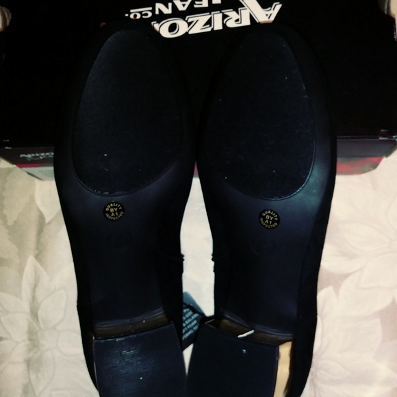 SOLD - Picture 5 of 5